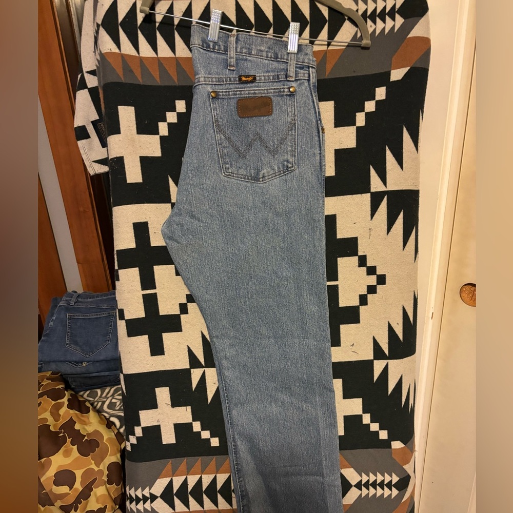 Men’s wrangler jeans